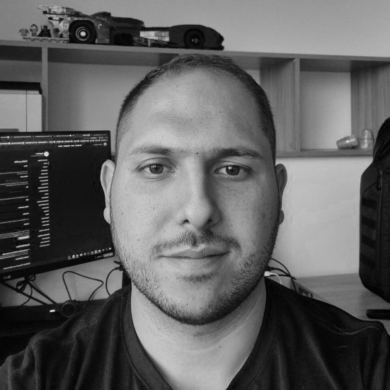 León Esteban González, Software Engineer